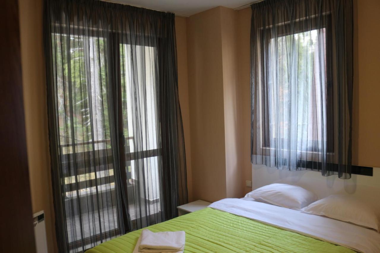 Winter Аpartments Gerovi Apartment Pamporovo Bagian luar foto