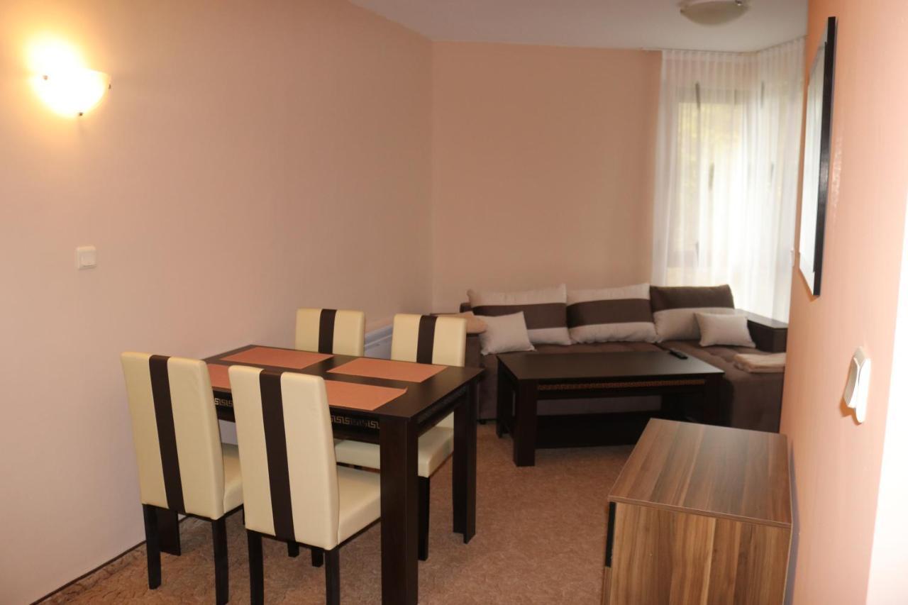 Winter Аpartments Gerovi Apartment Pamporovo Bagian luar foto